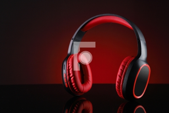 Wireless Bluetooth Headphones Music in Red and Black Color - Fotonium